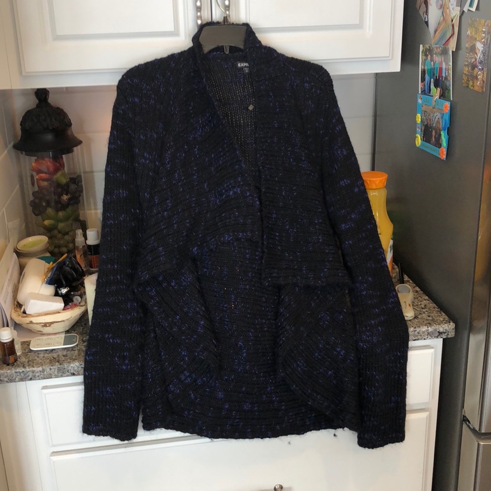Express sweater - Picture 1 of 7